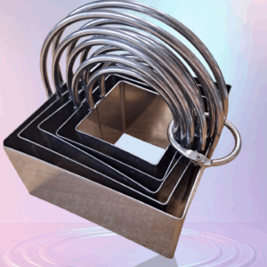 Négyzetalakú kiszúró szett fém 5db